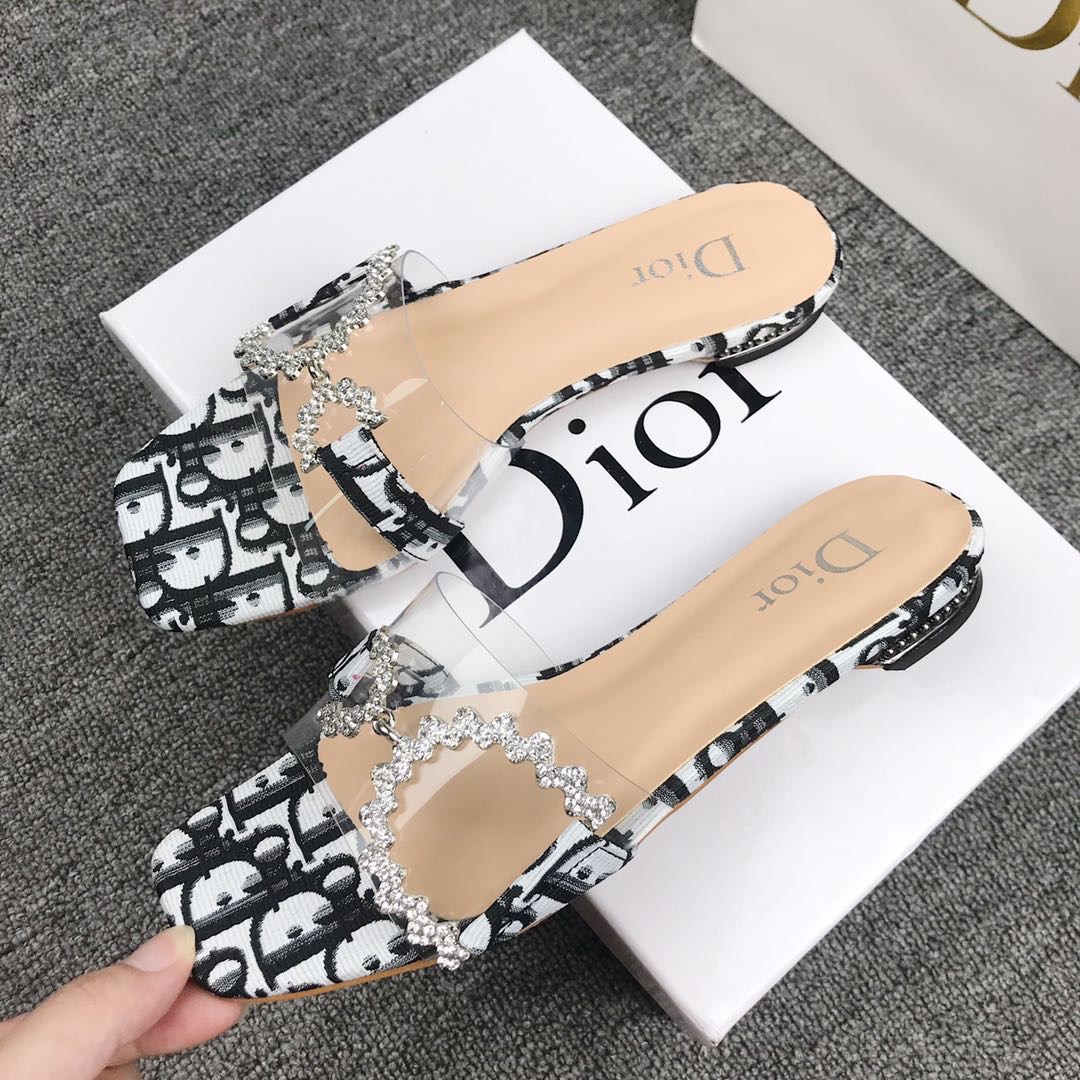 Dior dəyirmi (2)