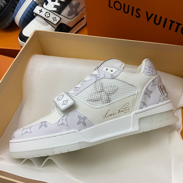 Louis Vuitton x Nigo tiene unas zapatillas casi tan tiernas como
