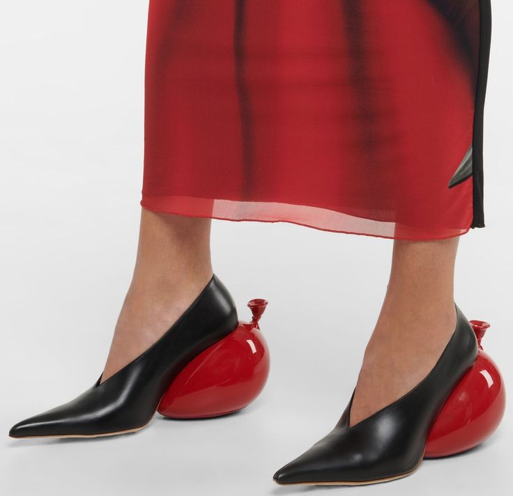 Loewe Balloon Embellished Leather Pumps