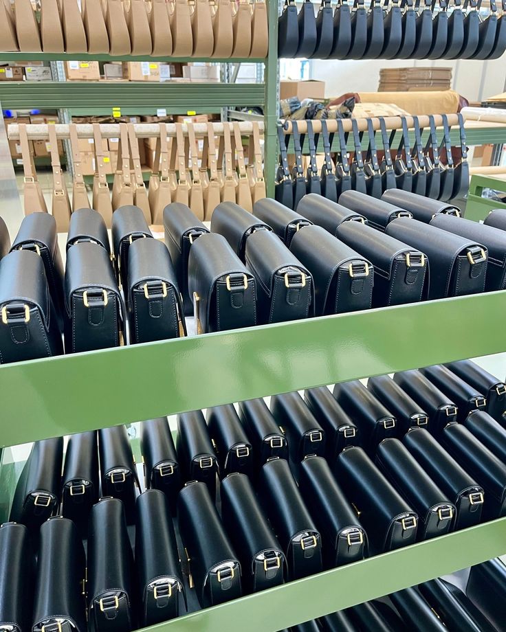 Mini Monceau and Marceau in the Italian factory…