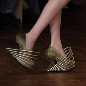 Sculptural Heels Continue to Evolve-XINZIRAIN-02